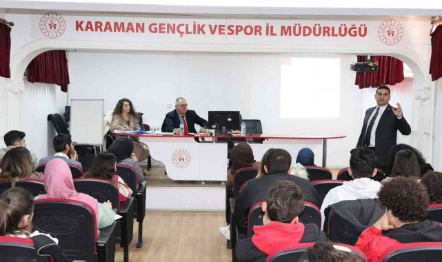 Karaman'da yüzme hakem ihtiyacının karşılanması amacıyla düzenlenen &qu...