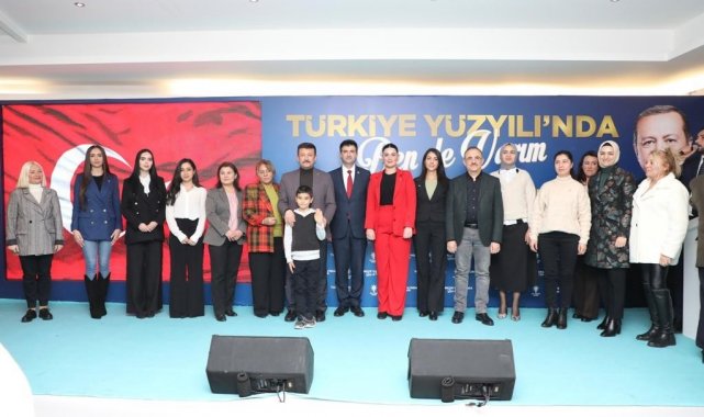 Son 3 yılda 237 bin kişinin üye olduğu AK Parti İzmir İl Başkanlığı, üye ka...