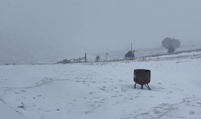 Türkiye'nin önemli kış turizmi merkezlerinden Uludağ'da beklenen ka...