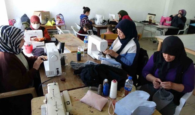 Cumhuriyet tarihinin en büyük yangınının yaşandığı Manavgat'ta, yangınd...