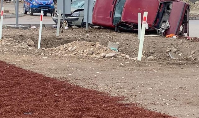 Afyonkarahisar'da meydana gelen 5 farklı trafik kazasında 5 kişi yarala...