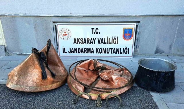 Aksaray'da köy evinden 3 adet kazan ile makarna ve çay çalan şüpheli Ja...