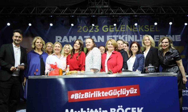 Antalya Büyükşehir Belediyesi'nin geleneksel Ramazan etkinliklerinde Nu...