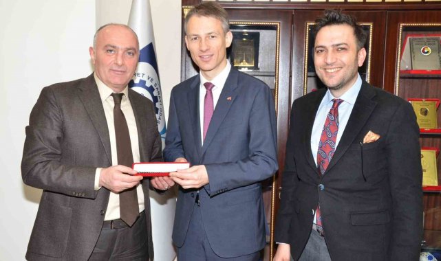 Avusturya Büyükelçiliği Ticaret Müsteşarı Gerhard Lackner, Erzurum Ticaret ...