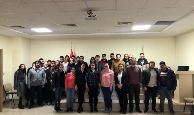 Aydın Adnan Menderes Üniversitesi (ADÜ) Tıp Fakültesi 6. sınıf öğrencisi 28...