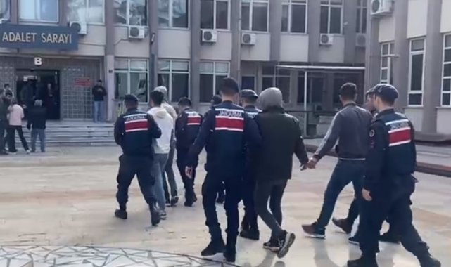 Aydın'da uyuşturucu satıcılarını yönelik eş zamanlı gerçekleştirilen operasyonda