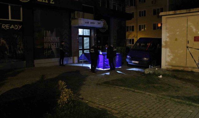 Aydın'ın Efeler ilçesinde kızını darp eden kocasına sinirlenip balkonda...