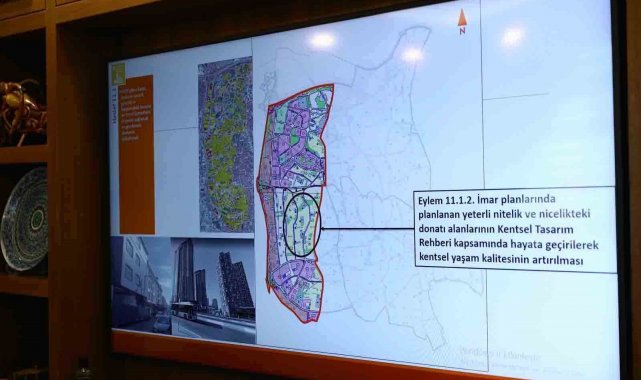 Bağcılar Belediyesi'nde düzenlenen toplantıda belediye yetkilileri ve İ...