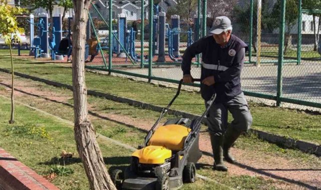Bahar aylarının gelmesiyle birlikte Ortaca Belediyesi tarafından parklarda ...