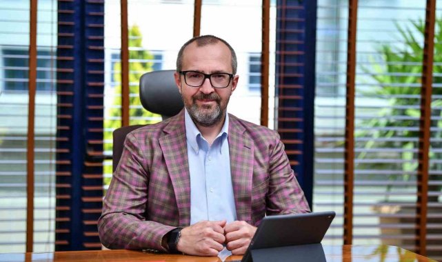 Bizim Toptan, Gebze'deki mağazasına kurulan çatı tipi güneş enerjisi si...