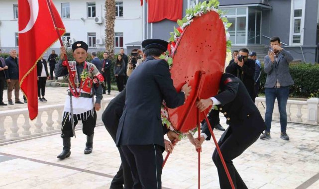 Çanakkale Zaferinin yıl dönümü dolayısıyla Adana'nın Kozan ilçesinde ar...
