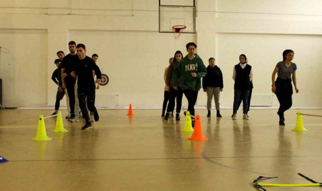 Çarşamba Belediyesi tarafından ücretsiz olarak açılan Spor Akademisi Hazırl...