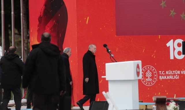 Cumhurbaşkanı Recep Tayyip Erdoğan, 11 ili vuran 49 bin kişinin hayatını ka...