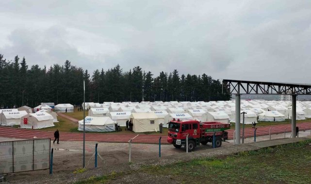 Deprem bölgesi Osmaniye'de de yağmur yağışı etkili oldu.
6 Şubat't...