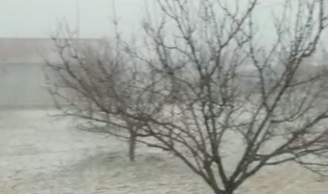 Depremin vurduğu Malatya'da geçtiğimiz günlerde etkili olan kar yağışı ...