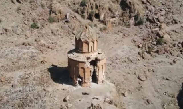 Digor'da bulunan beş kiliseler bakımsızlık ve ilgisizlikten dolayı yıkı...