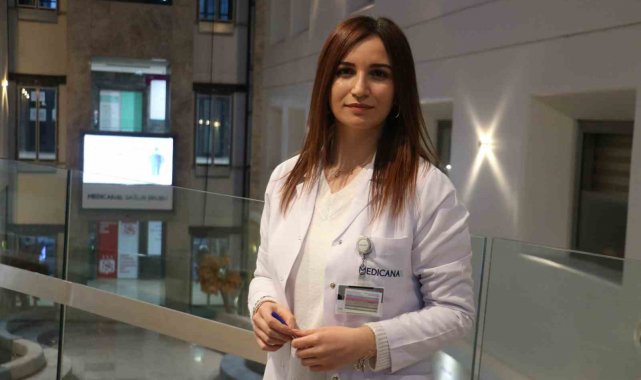 Diyetisyen Cansu Arslan, iftar vakti yemeğin hızlı yenmemesi ve çok çiğnene...