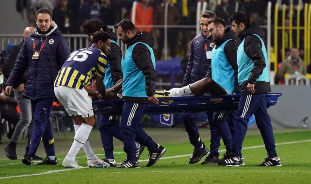 Fenerbahçe, UEFA Avrupa Ligi Son 16 Turu rövanşında Sevilla ile oynadıkları...