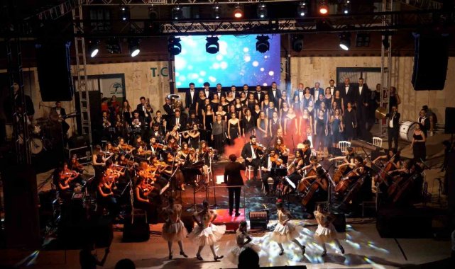Hatay Akademi Orkestrası, Nilüfer Çoksesli Koro ve Nilüfer Oda Orkestrası e...