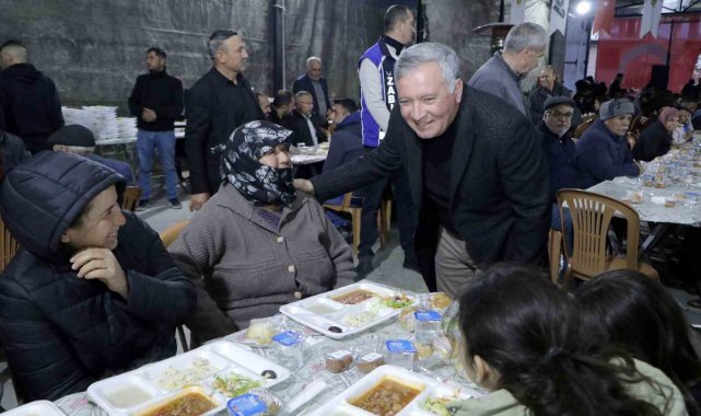 Honaz Belediyesi, her yıl geleneksel olarak düzenlediği Mahalle iftarı prog...