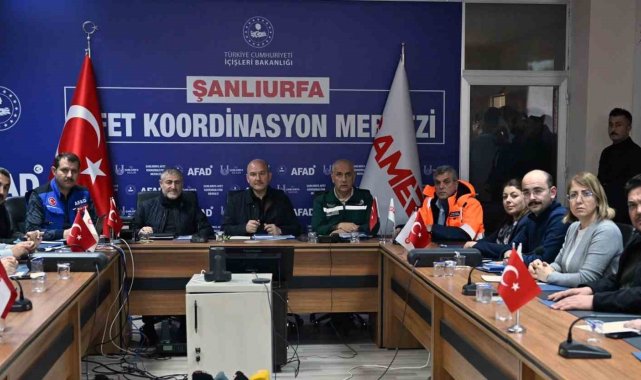 İçişleri Bakanı Süleyman Soylu, Hazine ve Maliye Bakanı Nureddin Nebati ile...