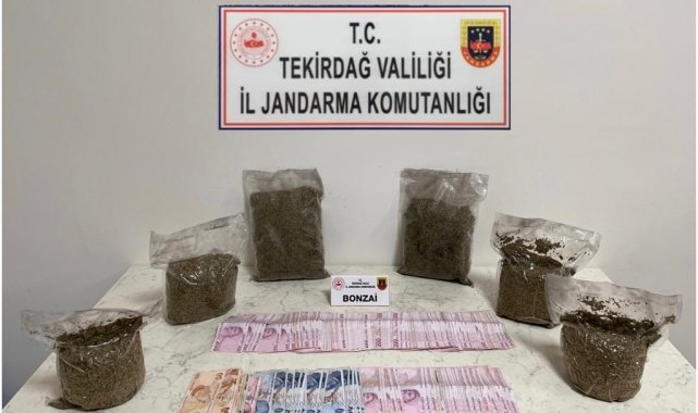 İstanbul'dan Tekirdağ'a getirilen uyuşturucu maddeler, şehre girmed...
