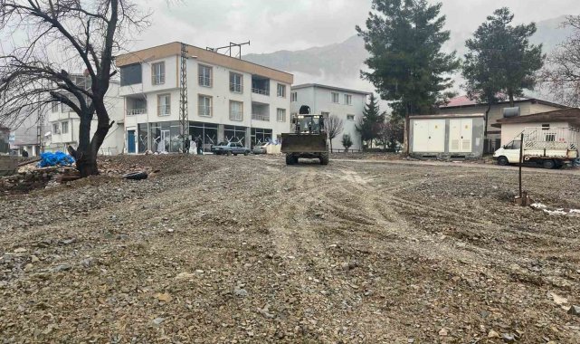 İzmit Belediyesi, Adıyaman'ın Tut ilçesinde muhtemel tehlikelere karşı ...