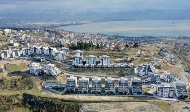 İzmit Belediyesi ile bir inşaat firması ortaklığında inşa edilen Vadi İzmit...