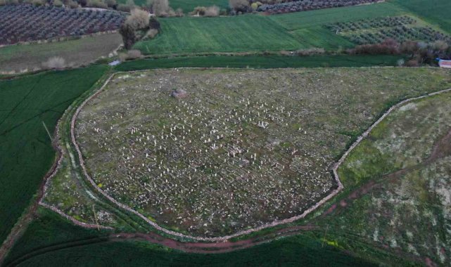 Kahramanmaraş merkezli depremlerin büyük yıkıma neden olduğu Hatay'da b...