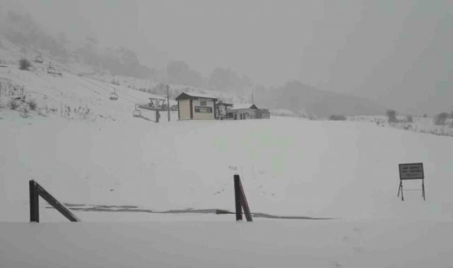 Karabük'te Keltepe Kayak Merkezinde kar yağışı etkili oluyor.
Karabük&...
