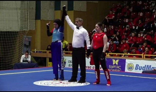 Kayseri Bölgesi sporcularından Kübra Nur Özdemir, Wushu branşında şampiyonl...