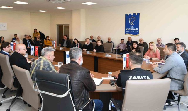 Kuşadası Belediyesi, doğanın korunması için büyük önem taşıyan geri dönüşüm...