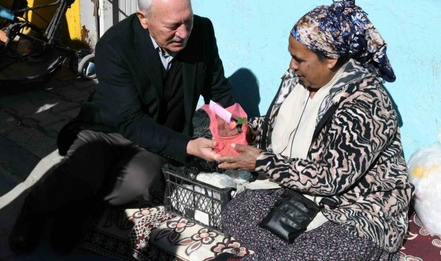 Lapseki Belediye Başkanı Eyüp Yılmaz, 14 Mart Türkiye Romanlar Günü olması ...