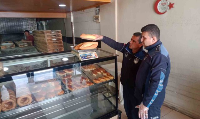 Manisa'nın Salihli ilçesinde Belediye Zabıta Müdürlüğü ekipleri, Ramaza...