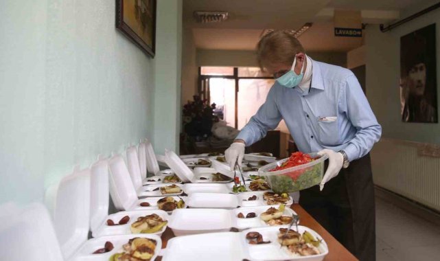 'Merkezefendi El Ele' iyilik hareketine kayıtlı restoranlarda hazır...