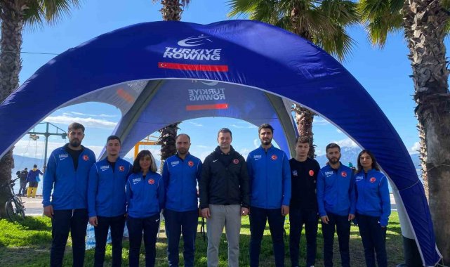 Muğla'nın Köyceğiz ilçesinde Türkiye Kürek Federasyonu tarafından 14-16...