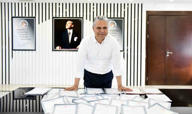 Muratpaşa Belediye Başkanı Ümit Uysal, 40 yılı aşkın süredir tapu ve imar s...