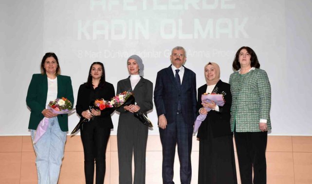 Sağlık Bilimleri Üniversitesi Rektörü Prof.Dr. Cevdet Erdöl, 'Kadın Göz...