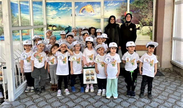 Tavşanlı Orman İşletme Müdürlüğü personeli tarafından anaokulunda minik öğr...