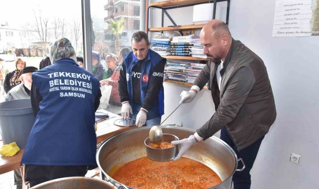 Tekkeköy Belediyesi ilçe sınırlarındaki vatandaşların Ramazan sofralarına s...