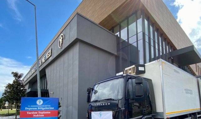 Tüm Türkiye'yi yasa boğan deprem afetinin ardından afetzedeleri yalnız ...