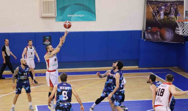 Türkiye Basketbol 2. Ligi C Grubu'nda ligin 15. Haftası'nda Nazilli...