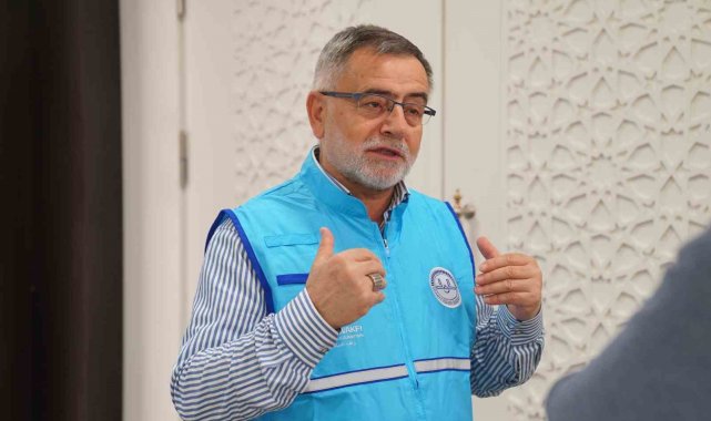 Türkiye Diyanet Vakfı (TDV) Genel Müdürü İzani Turan, ramazan ayında yurt d...