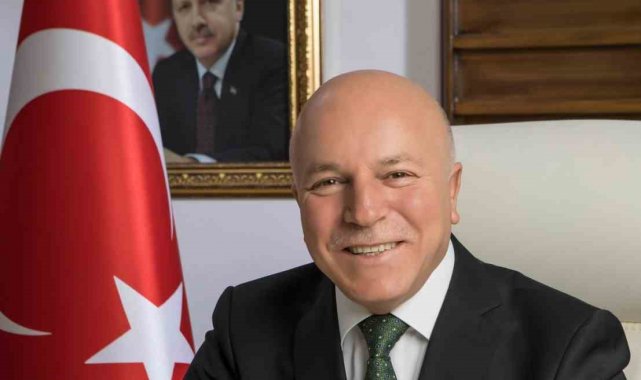 Türkiye'nin en başarılı Büyükşehir Belediye Başkanı olan Mehmet Sekmen,...