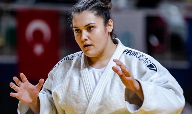 Manisa'nın Salihli ilçesinin milli judocuları Aysun Ağdeve, Duygu Dirge...