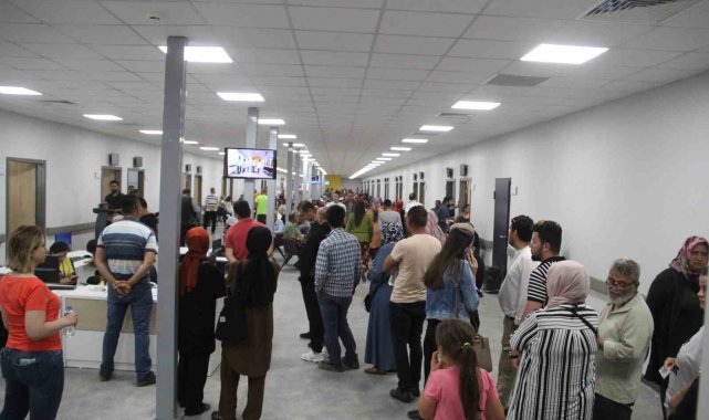 2 ay gibi kısa bir sürede tamamlanarak hizmete giren Hatay Defne Devlet Has...