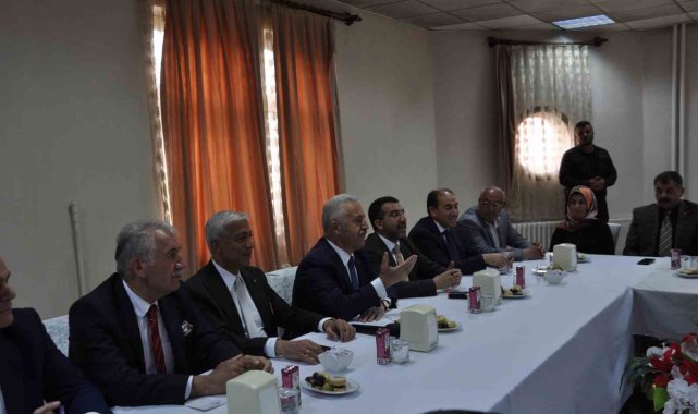 AK Parti Kars Milletvekilleri 28 Mayıs'ta yapılacak Cumhurbaşkanı Seçim...