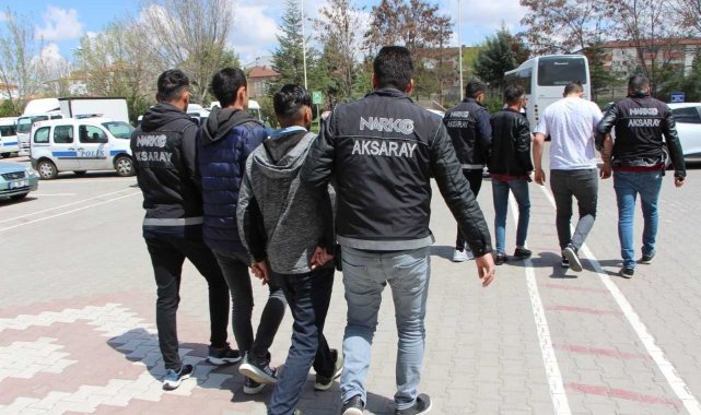 Aksaray'da uyuşturucu tacirlerine göz açtırmayan polis 45 günde yaptığı...