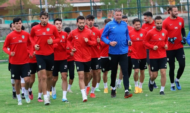 Amedspor, TFF 2. Lig'de play-off'u garantilemek için Düzcespor maçı...
