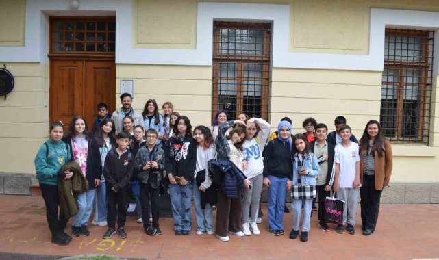 Anadolu Üniversitesi Eğitim Fakültesi, Hızırbey İmam Hatip Ortaokulu öğrenc...